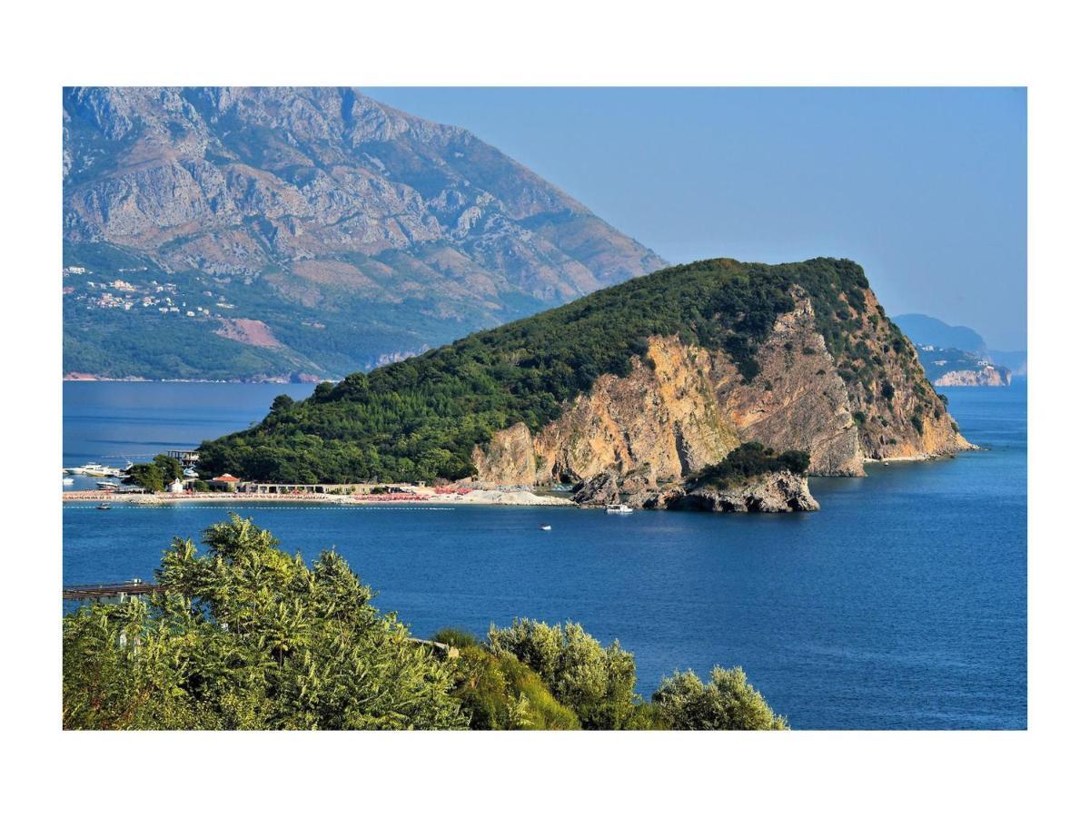 Montelux Apartments Budva Extérieur photo