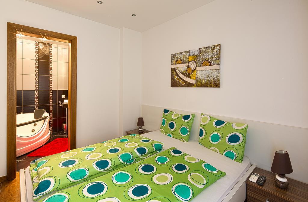 Montelux Apartments Budva Chambre photo