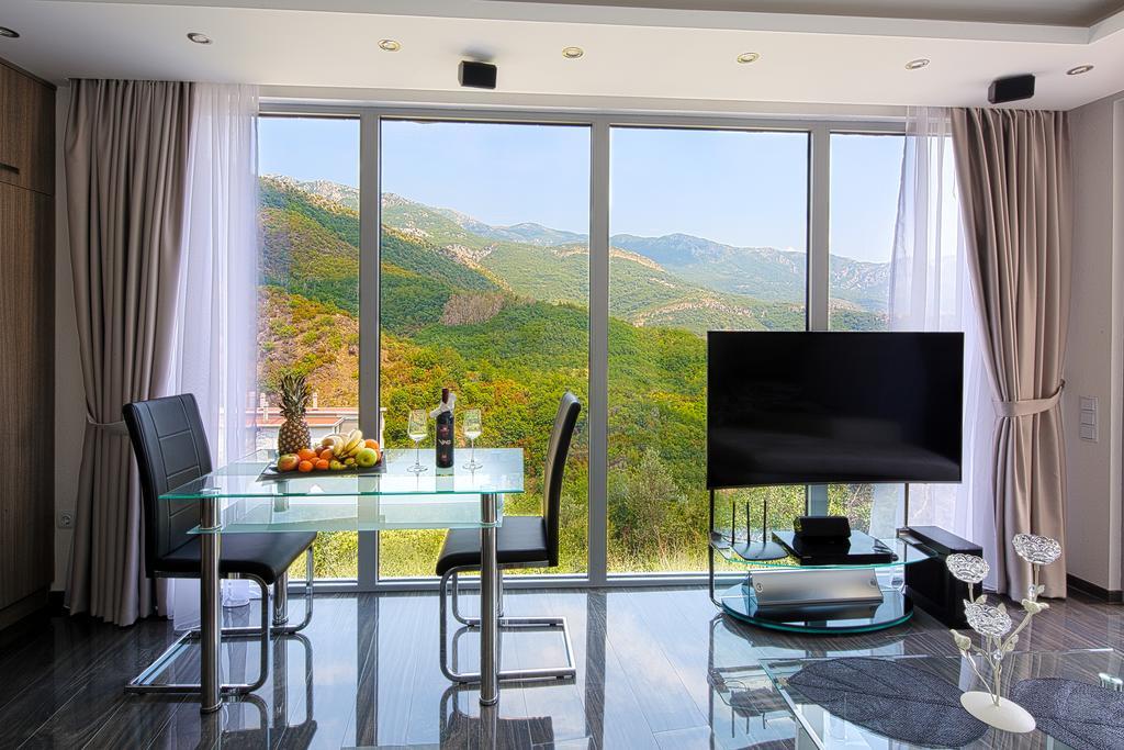 Montelux Apartments Budva Extérieur photo