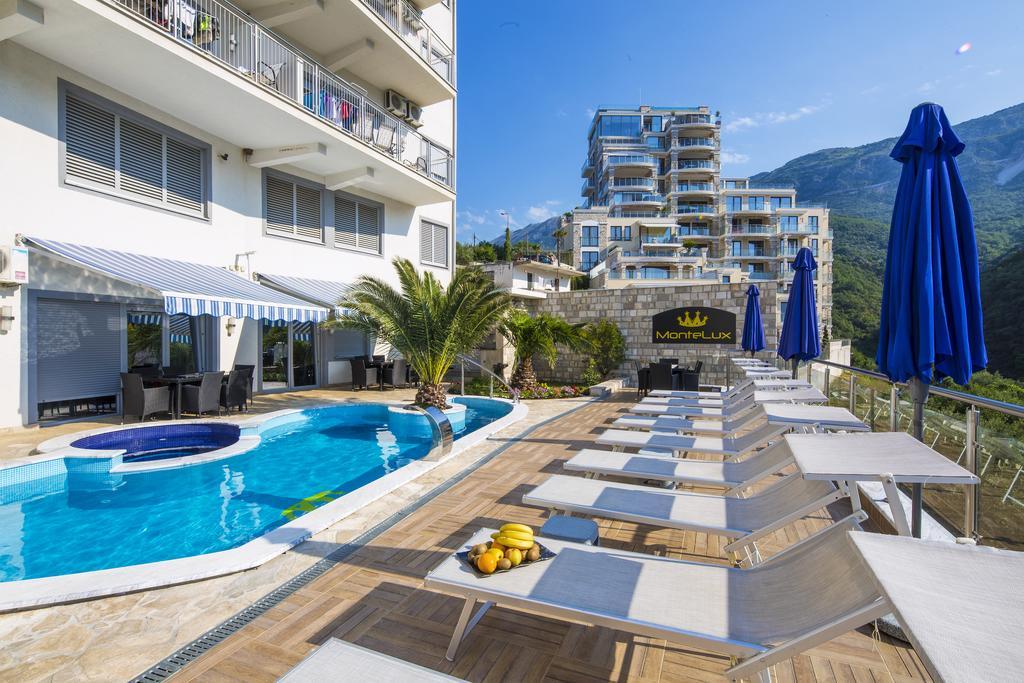 Montelux Apartments Budva Extérieur photo