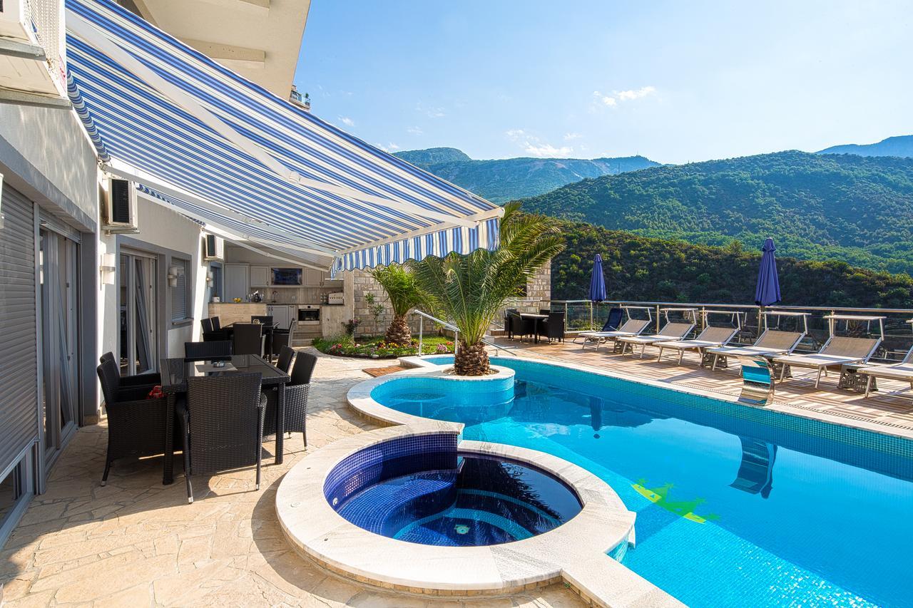 Montelux Apartments Budva Extérieur photo