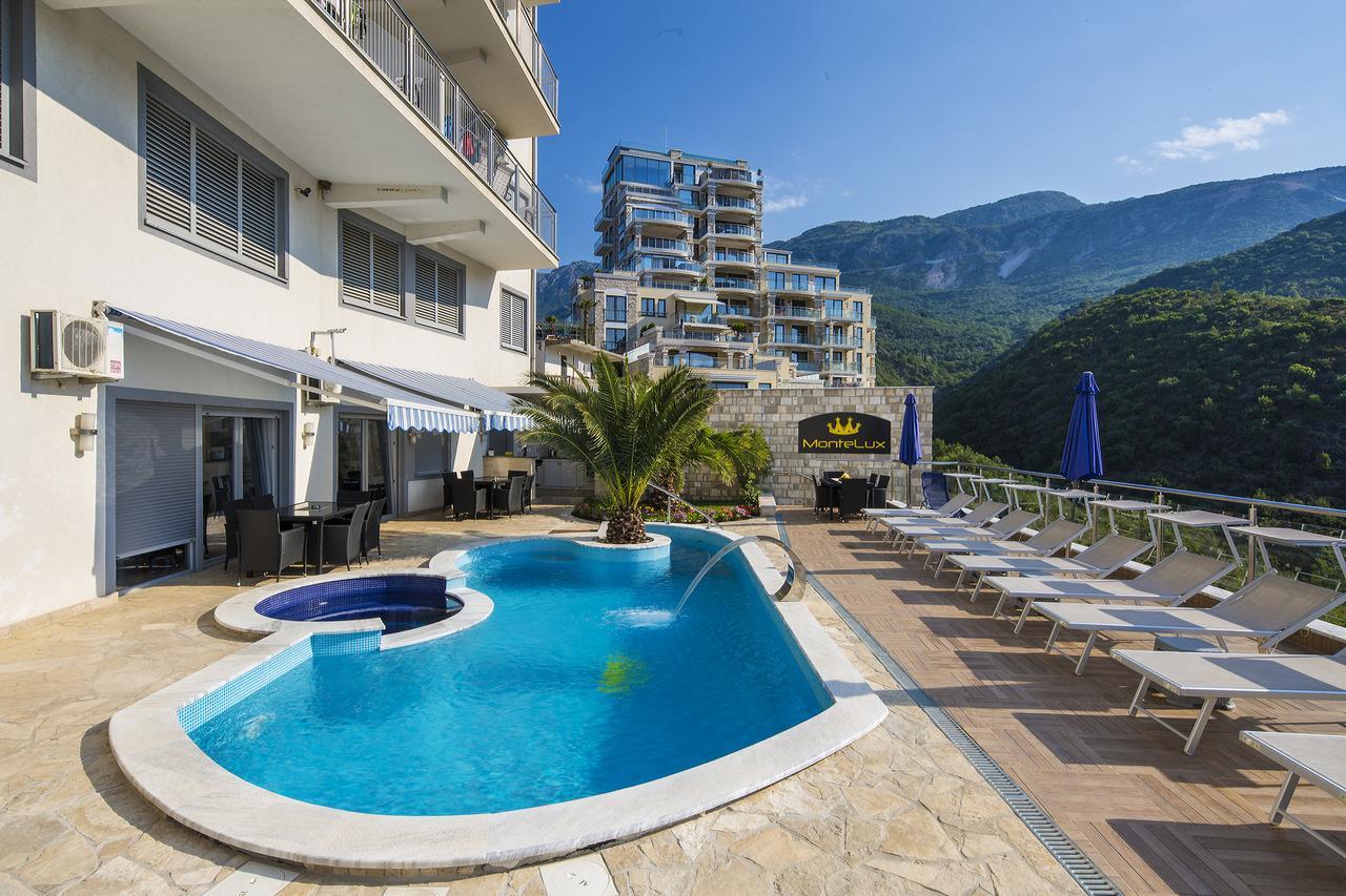 Montelux Apartments Budva Extérieur photo